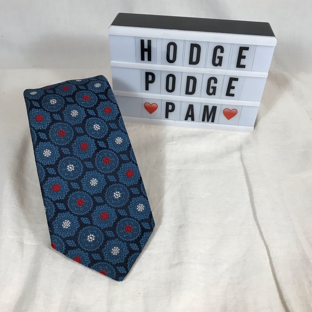 Blue Floral Neck Tie Polyester Circles Red White - Picture 7 of 8